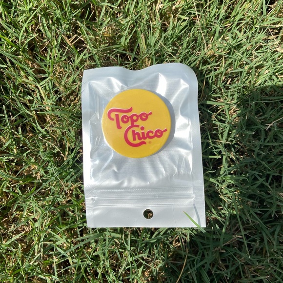3 Pack Topo Chico Coozies + 1 Popsocket - Picture 2 of 3
